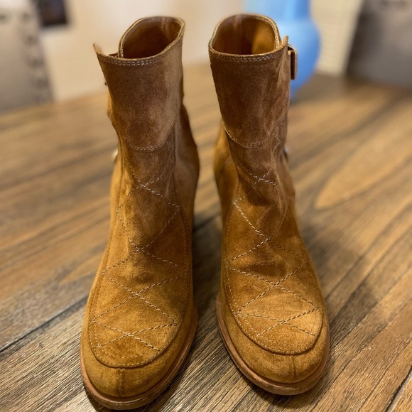 Laurence Dacade Babacar Camel Quilted Round Toe Buckle Suede Boots Size 37 6.5 - Picture 13 of 13